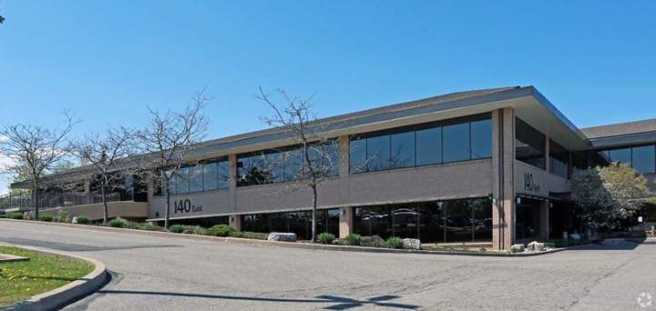 140 Renfrew Dr
