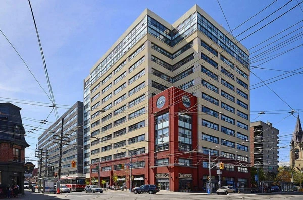 700 King St